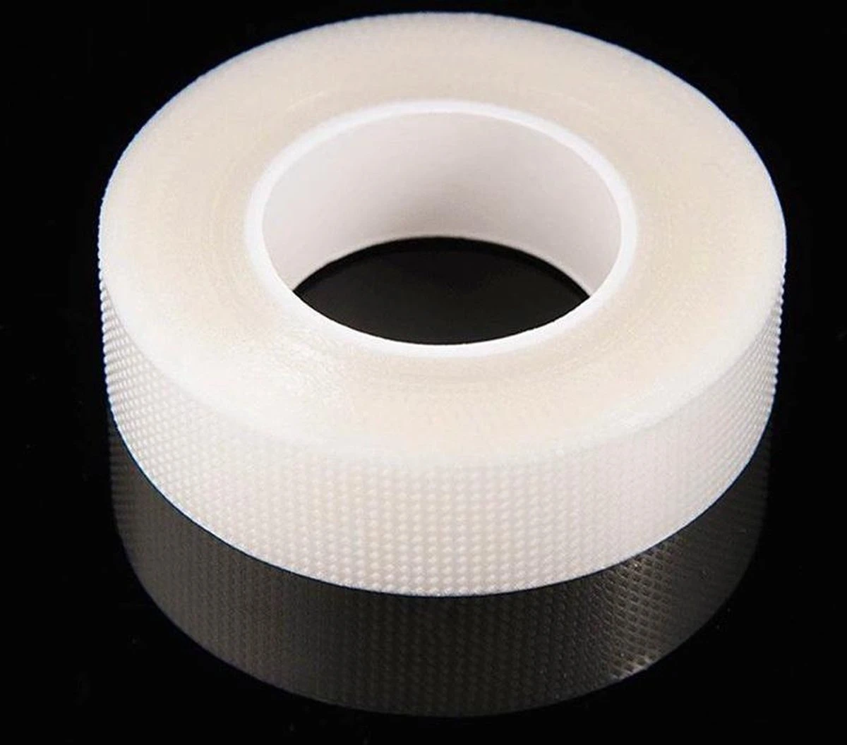 Own Commerce - Beauty Tape - Huidvriendelijk - Fashion Tape - 450 Cm - Voor Strakke Eyeliner - Ooglidsticker 2 Own Commerce - Beauty Tape - Huidvriendelijk - Fashion Tape - 450 Cm - Voor Strakke Eyeliner - Ooglidsticker - Afbeelding 2