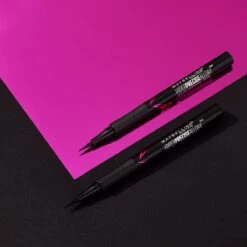 Maybelline Hyper Precise All Day Liquid Eyeliner - Zwart -Oogmake Up Winkel 1200x1200 449