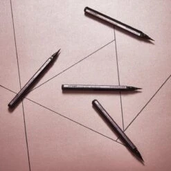 Maybelline Hyper Easy Liner Liquid Eyeliner - 800 Knockout Black -Oogmake Up Winkel 1200x1200 573