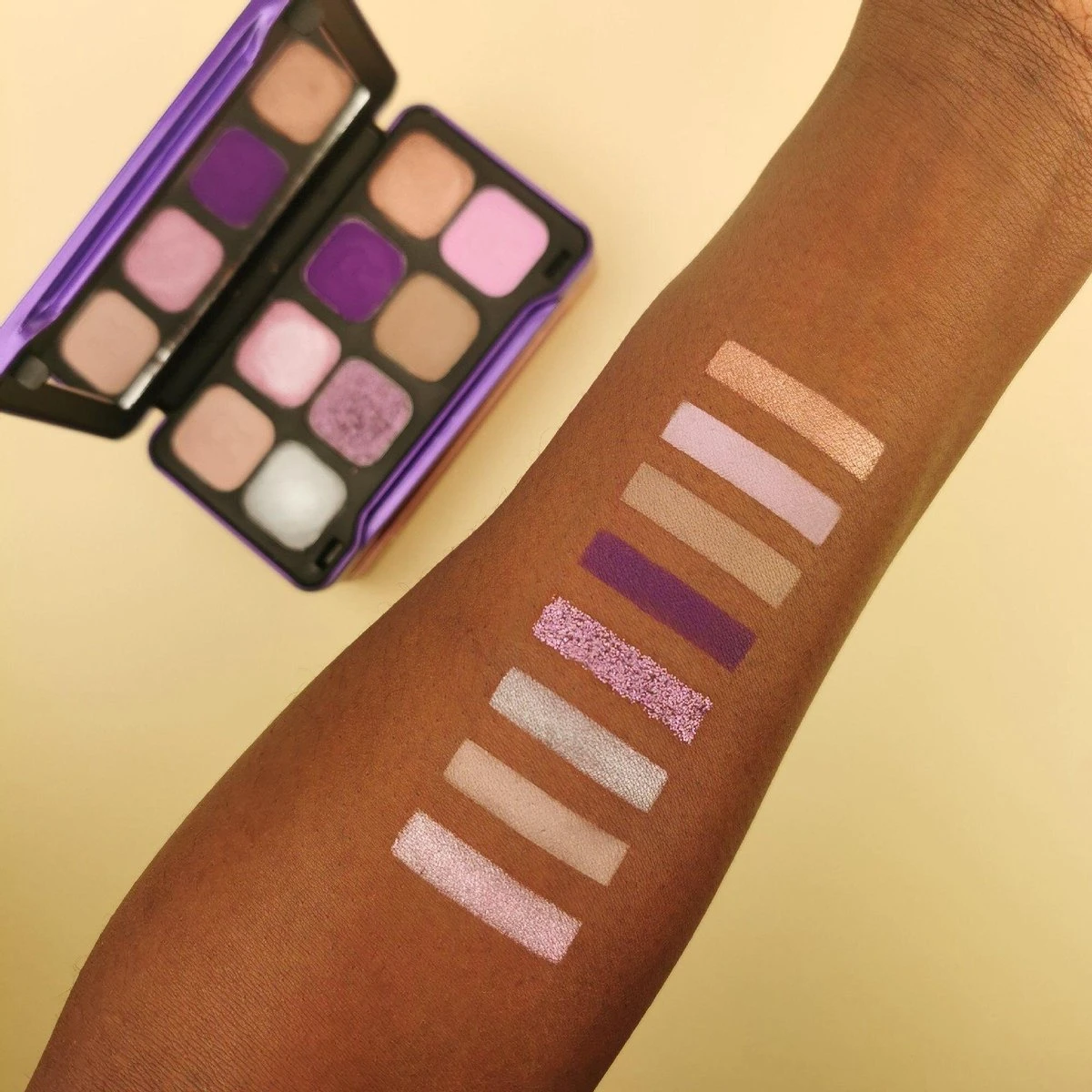 Makeup Revolution - Forever Flawless Dynamic Eyeshadow Palette 5 Makeup Revolution - Forever Flawless Dynamic Eyeshadow Palette - Afbeelding 5