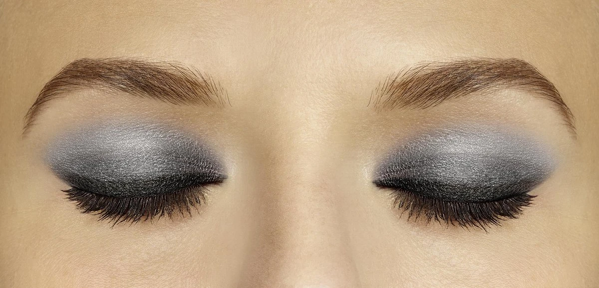 Bourjois 1 Seconde Oogschaduw - 01 Black On Track 6 Bourjois 1 Seconde Oogschaduw - 01 Black On Track - Afbeelding 6