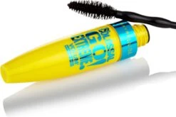 Maybelline Volum'Express Colossal Go Extreme! - Zwart - Waterproof Mascara -Oogmake Up Winkel 1200x802