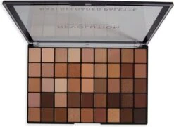 Makeup Revolution - Maxi Reloaded Palette - Nudes - Oogschaduw -Oogmake Up Winkel 1200x881 1