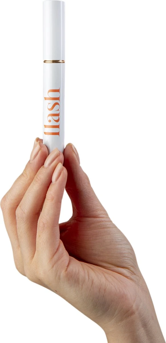 Célie Beauty FLASH - Wimperserum - Binnen 1 Week Zichtbaar Resultaat - 100% Vegan - Wimpergroei - Wimperverzorging - Volle Wimpers - Dikke Wimpers - 3ml - Hydraterend 5 Célie Beauty FLASH - Wimperserum - Binnen 1 Week Zichtbaar Resultaat - 100% Vegan - Wimpergroei - Wimperverzorging - Volle Wimpers - Dikke Wimpers - 3ml - Hydraterend - Afbeelding 5