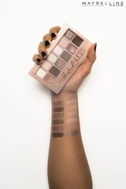 Maybelline The Blushed Nudes OogschaduwPalette - 12 Roze Nude Tinten -Oogmake Up Winkel 801x1200 3