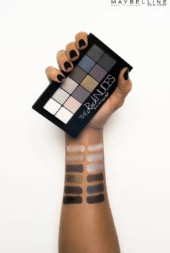 Maybelline The Rock Nudes Oogschaduwpallet- 12 Rock Nudes Blauw Tinten -Oogmake Up Winkel 808x1200 3